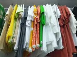 Araras de roupas com etiquetas antifurto Stocktag